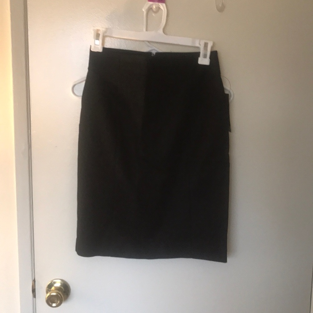 Black shirt tags still on !